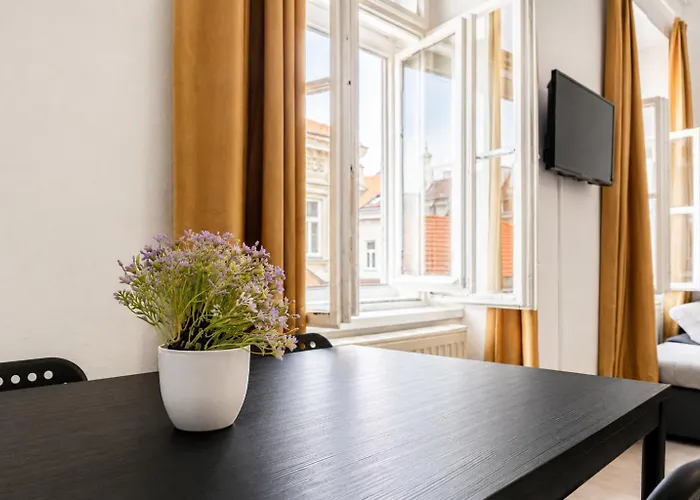 Affordable 1br Next To Rennweg & Belvedere Vienne